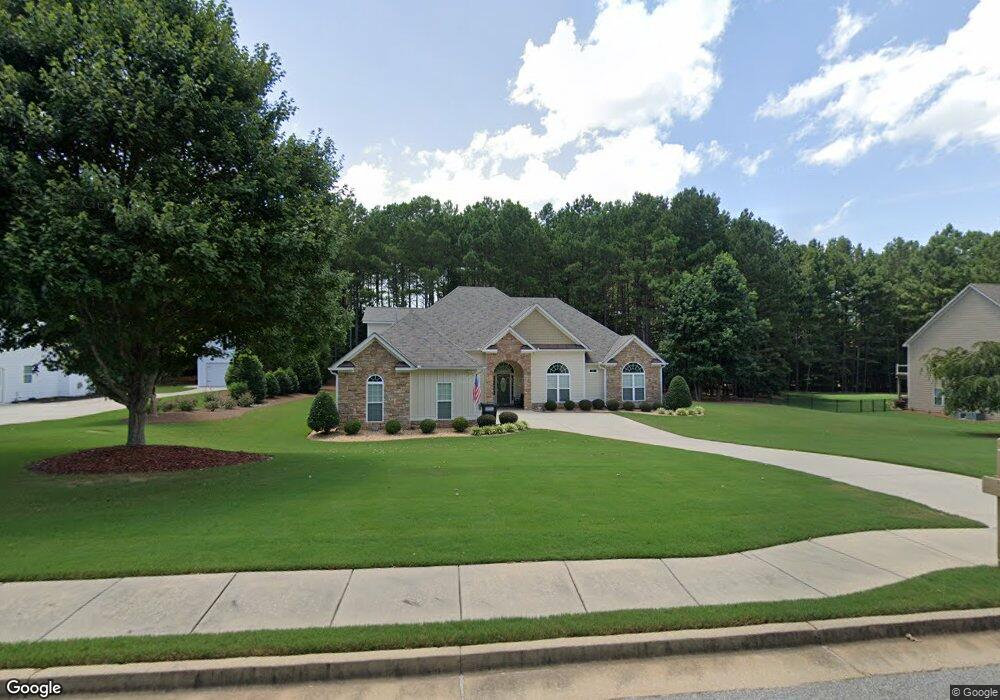 201 Beaconsfield Dr unit 1, Sharpsburg, GA 30277 - photo 1