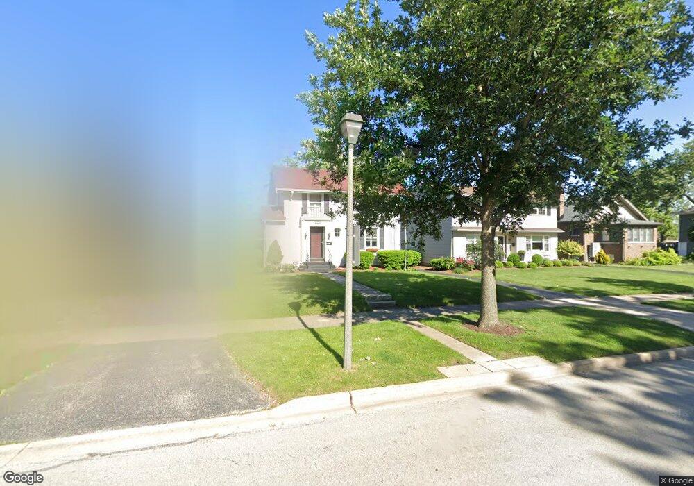 353 N Addison Ave, Elmhurst, IL 60126 - photo 1