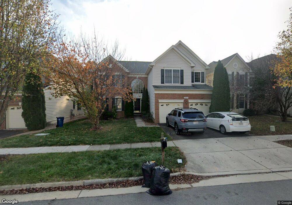 42469 Unicorn Dr, Chantilly, VA 20152 - photo 1