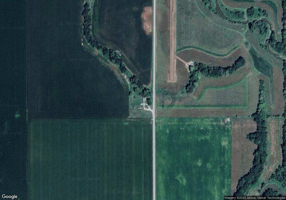 22277 2200 East St, Princeton, IL 61356 - photo 1