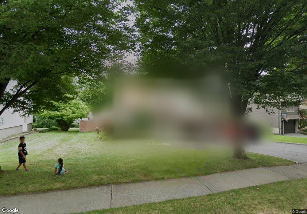 377 Burnet Place, Paramus, NJ 07652 - photo 1