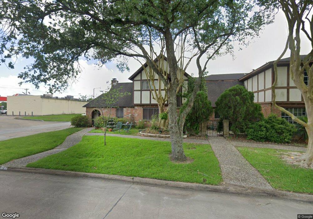 1 Sun Meadow Blvd, Friendswood, TX 77546 - photo 1