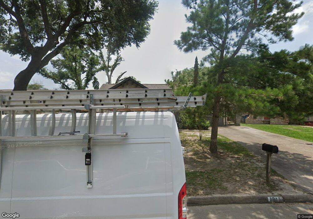 1911 Beaver Bend Rd, Houston, TX 77088 - photo 1