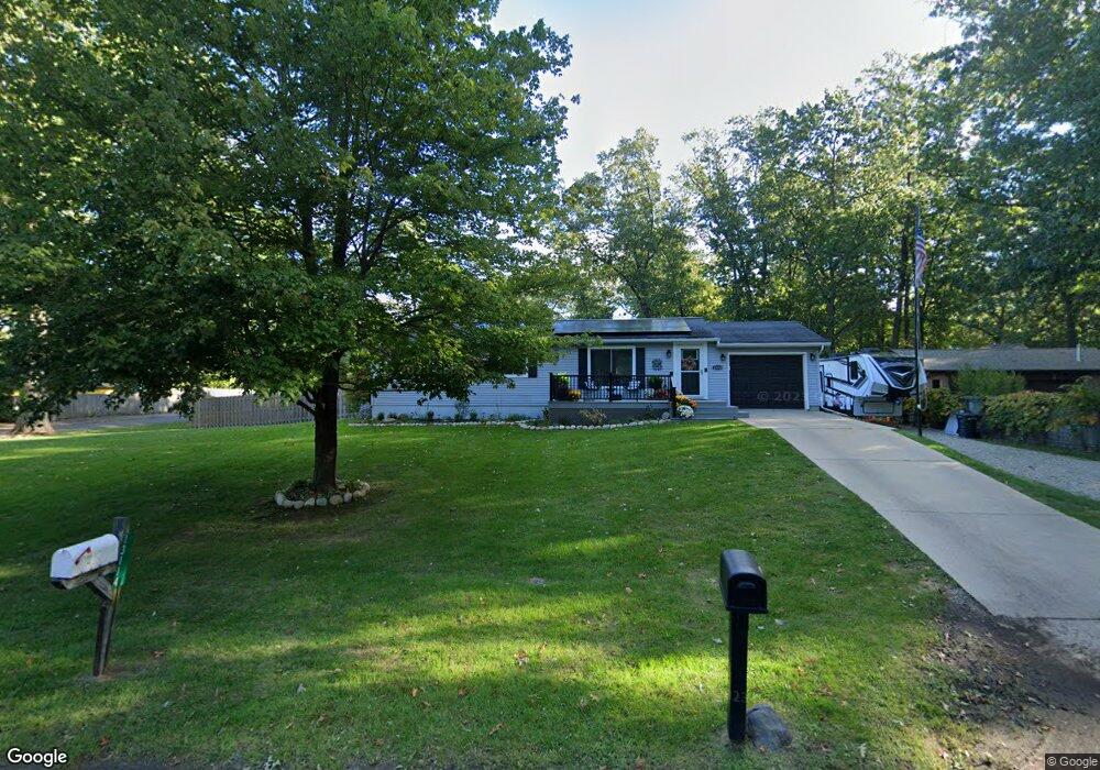 13113 Wunderlich Ave, New Buffalo, MI 49117 - photo 1