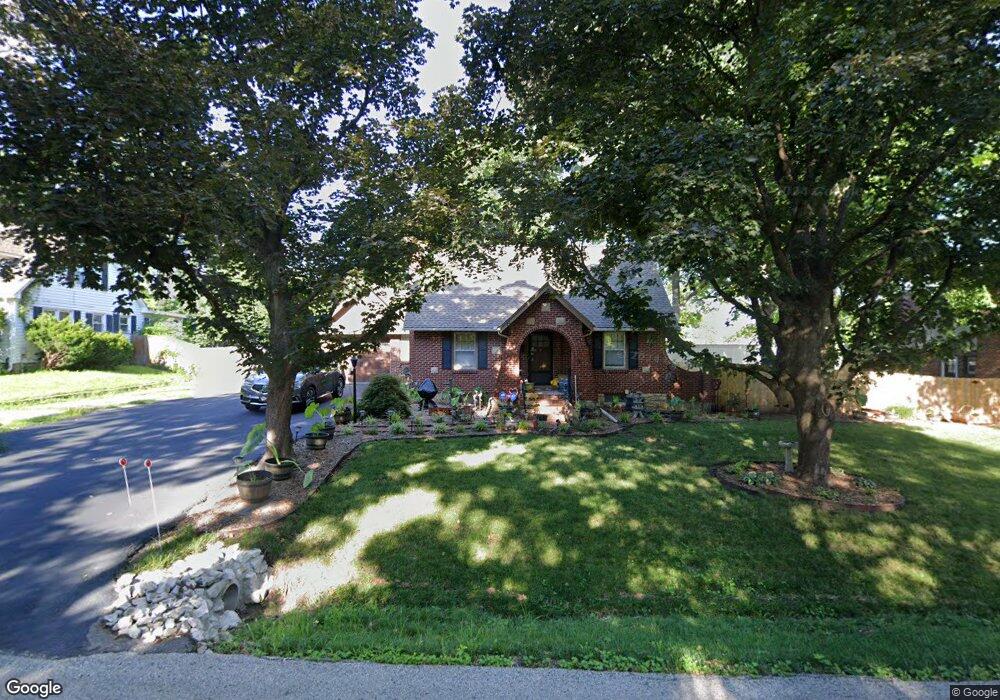 5835 Caenen St, Shawnee, KS 66216 - photo 1