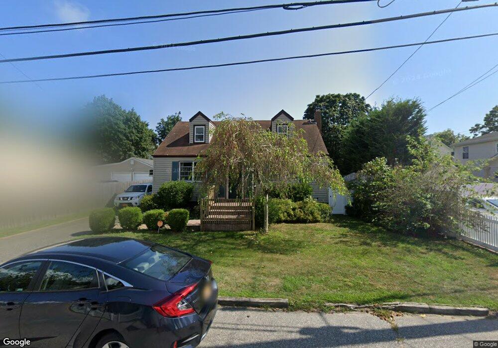 20 Copiague Place, Copiague, NY 11726 - photo 1