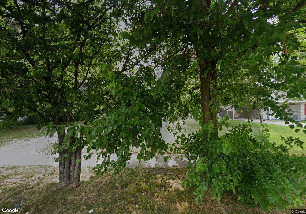 223 S 25th St, Terre Haute, IN 47803 - photo 1