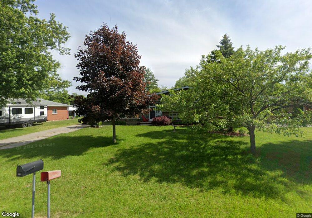 2087 Maplecrest Dr, Carleton, MI 48117 - photo 1