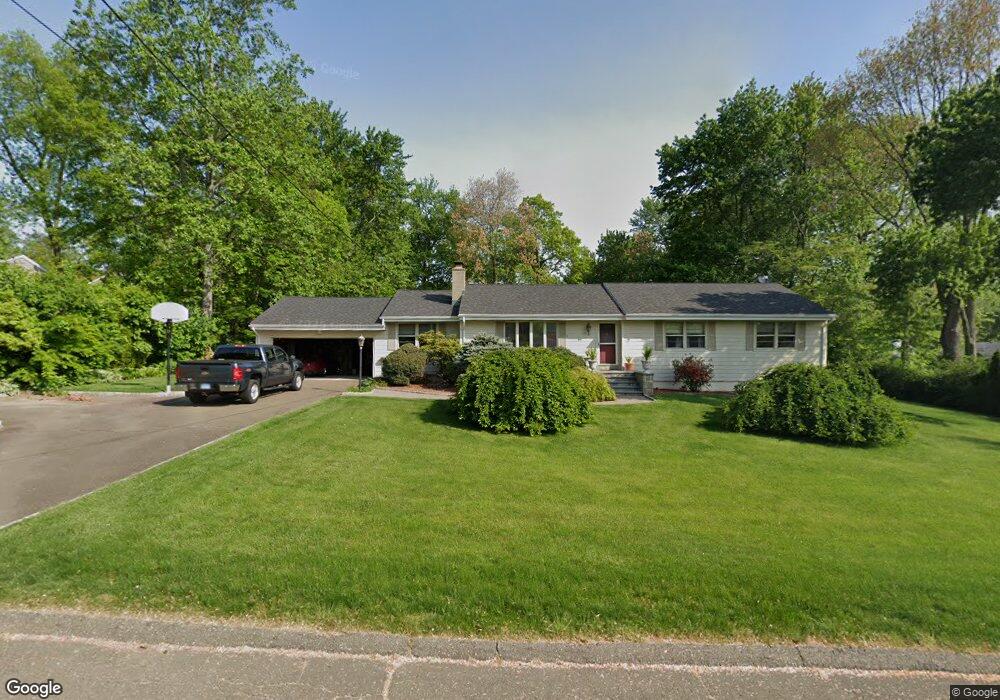 39 White Oak Rd, Trumbull, CT 06611 - photo 1