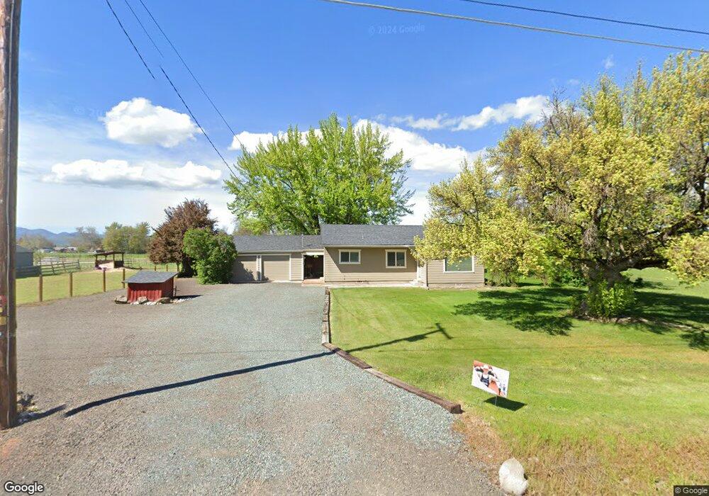 2214 Scenic Ave, Central Point, OR 97502 - photo 1