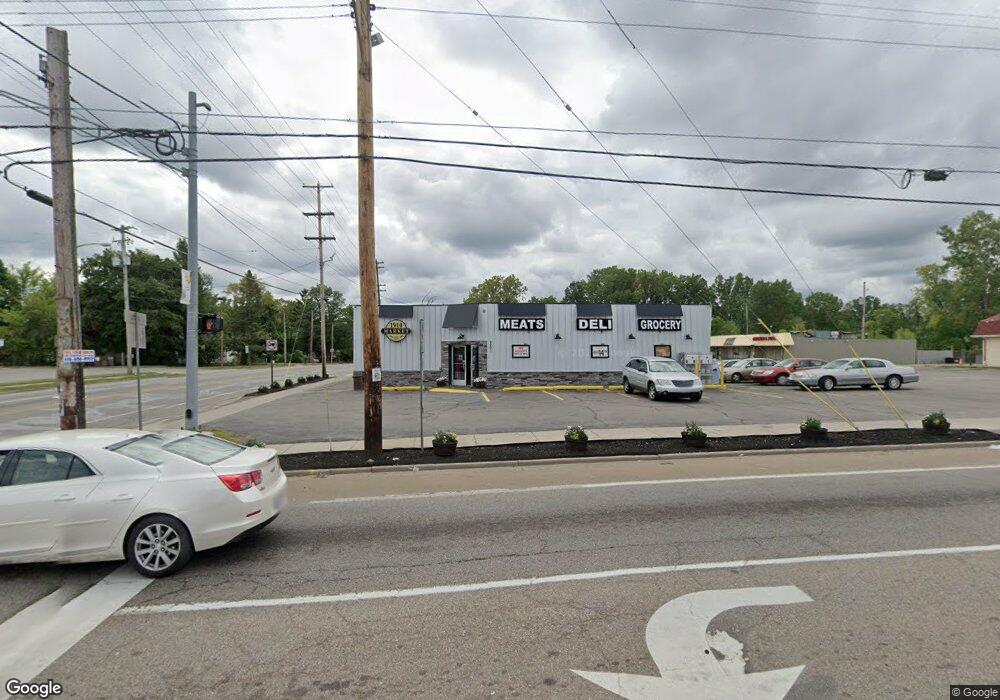 2201 W Holmes Rd, Lansing, MI 48911 - photo 1