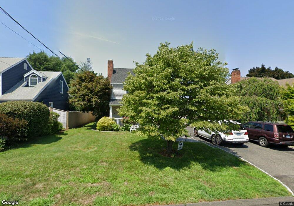 64 Overhill Rd, Fairfield, CT 06824 - photo 1