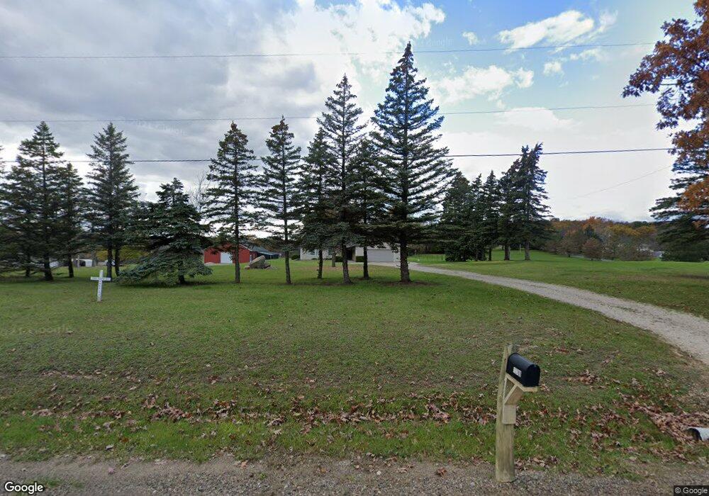 12388 Hoisington Rd, Gaines, MI 48436 - photo 1