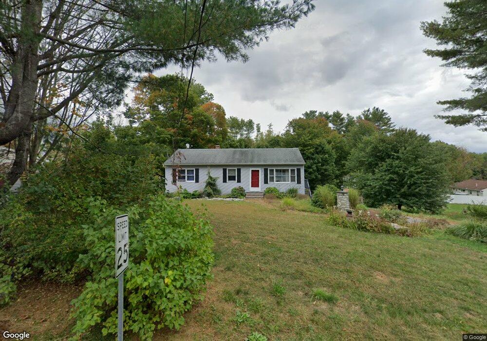 34 Edgecomb Rd, Lisbon Falls, ME 04252 - photo 1