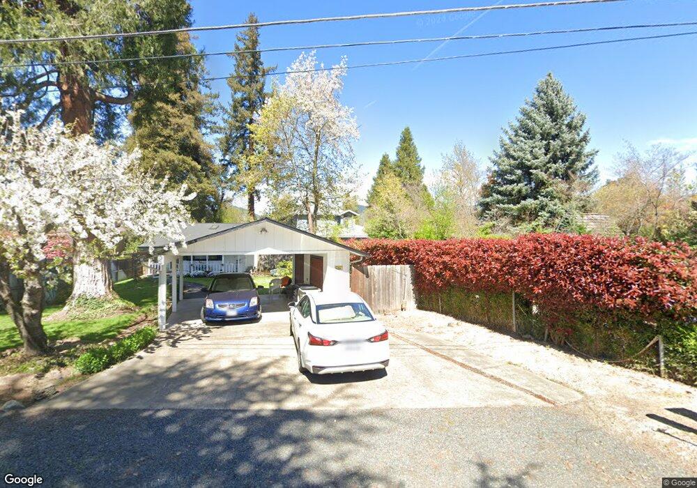 1352 E Park St, Grants Pass, OR 97527 - photo 1