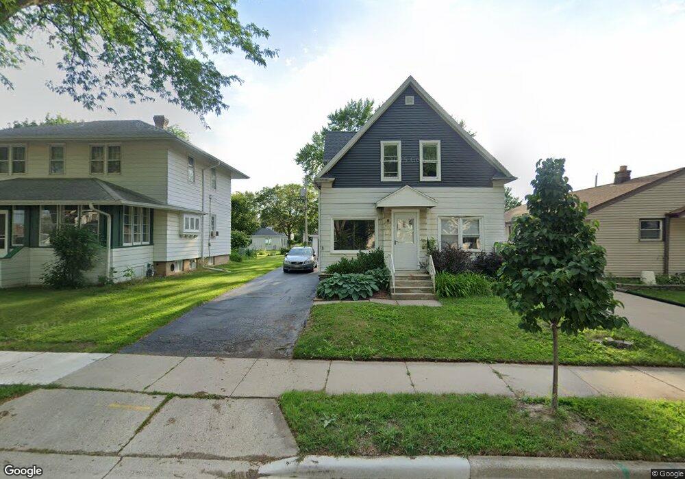 4971 N 126th St, Butler, WI 53007 - photo 1