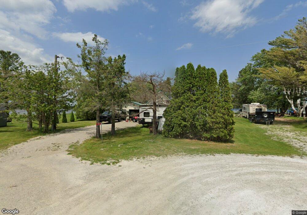 7946 Garth Point Ln, Rapid River, MI 49878 - photo 1