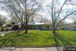 710 N 6th St, Chariton, IA 50049