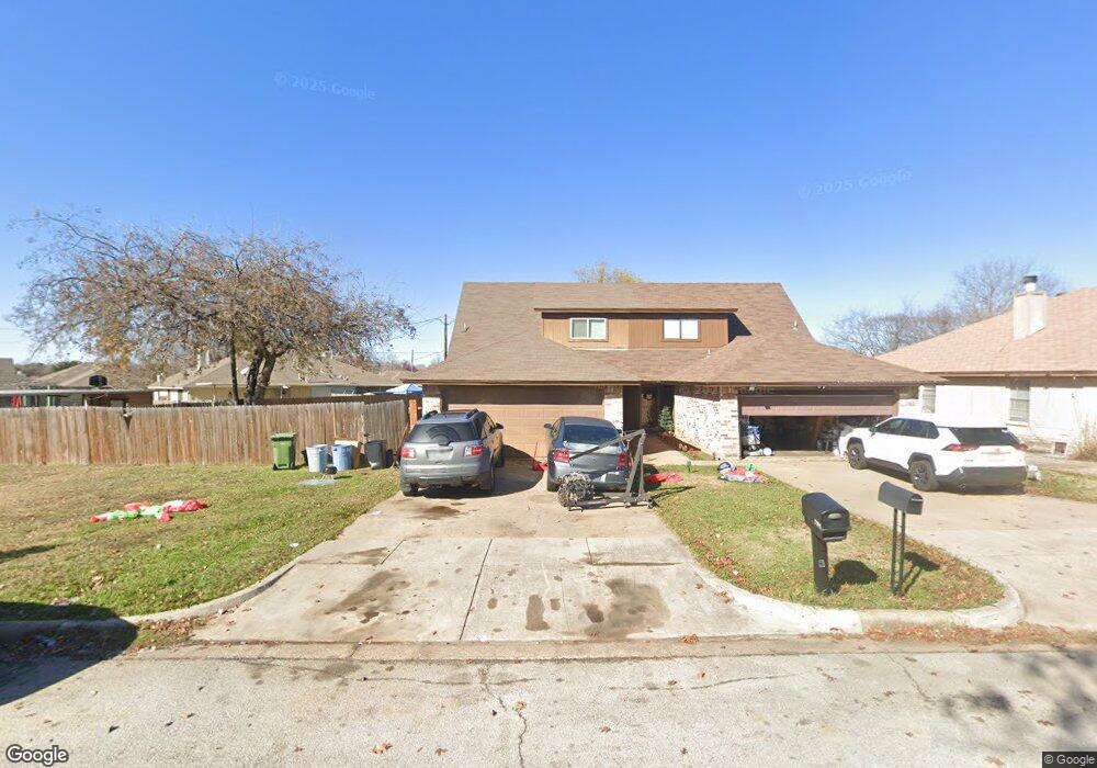 7717 Sable Ln, North Richland Hills, TX 76182 - photo 1