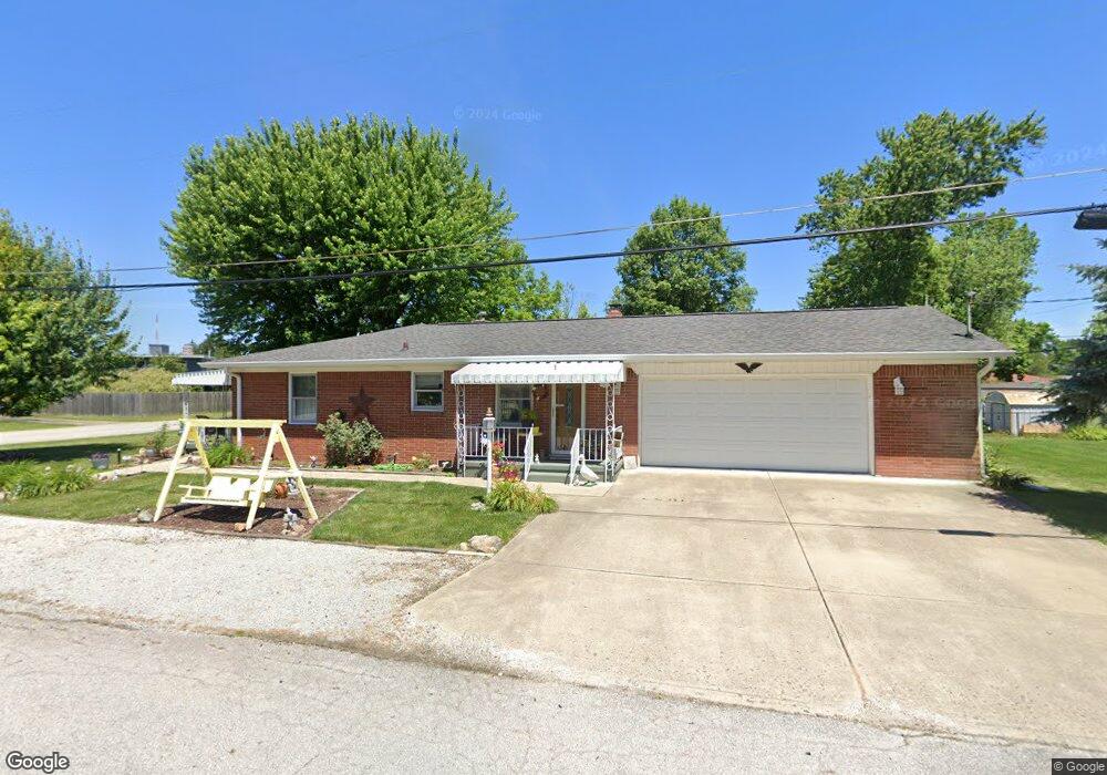 211 Southmore St, Plainfield, IN 46168 - photo 1