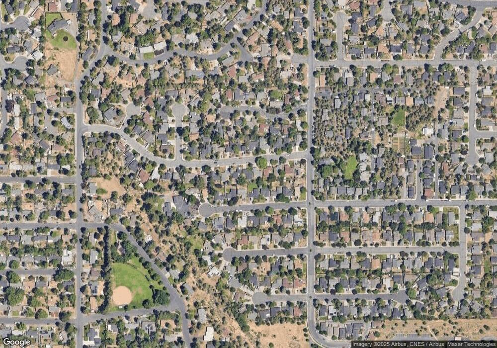 1743 NE Meerkat Ave, Bend, OR 97701 - photo 1