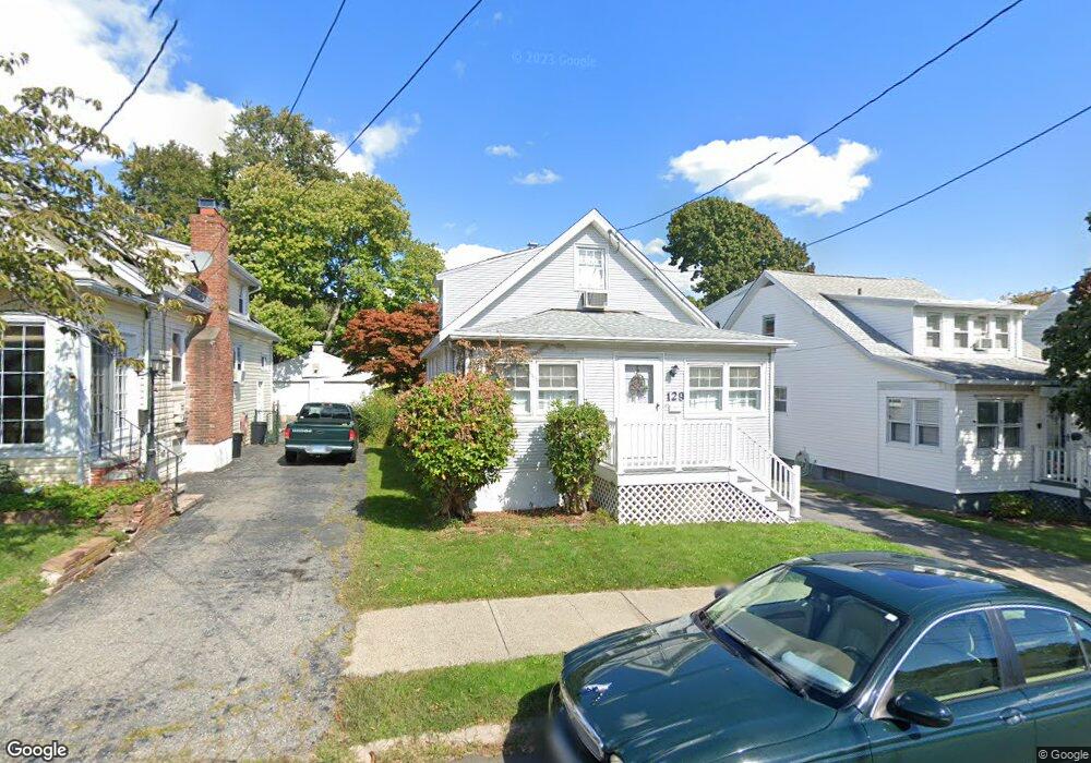 129 Grove Place, West Haven, CT 06516 - photo 1