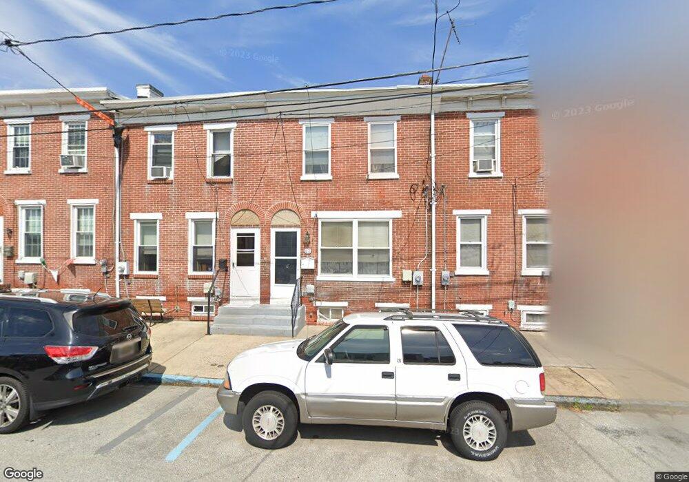 811 Clayton St, New Castle, DE 19720 - photo 1