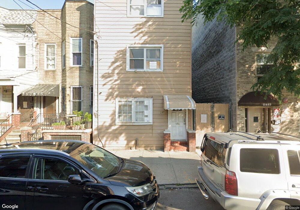 2481 Cambreleng Ave, Bronx, NY 10458 - photo 1