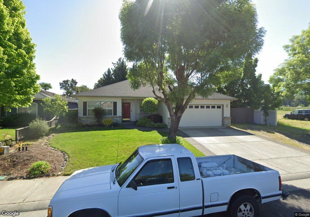 148 Ridgeway Ave, Central Point, OR 97502 - photo 1