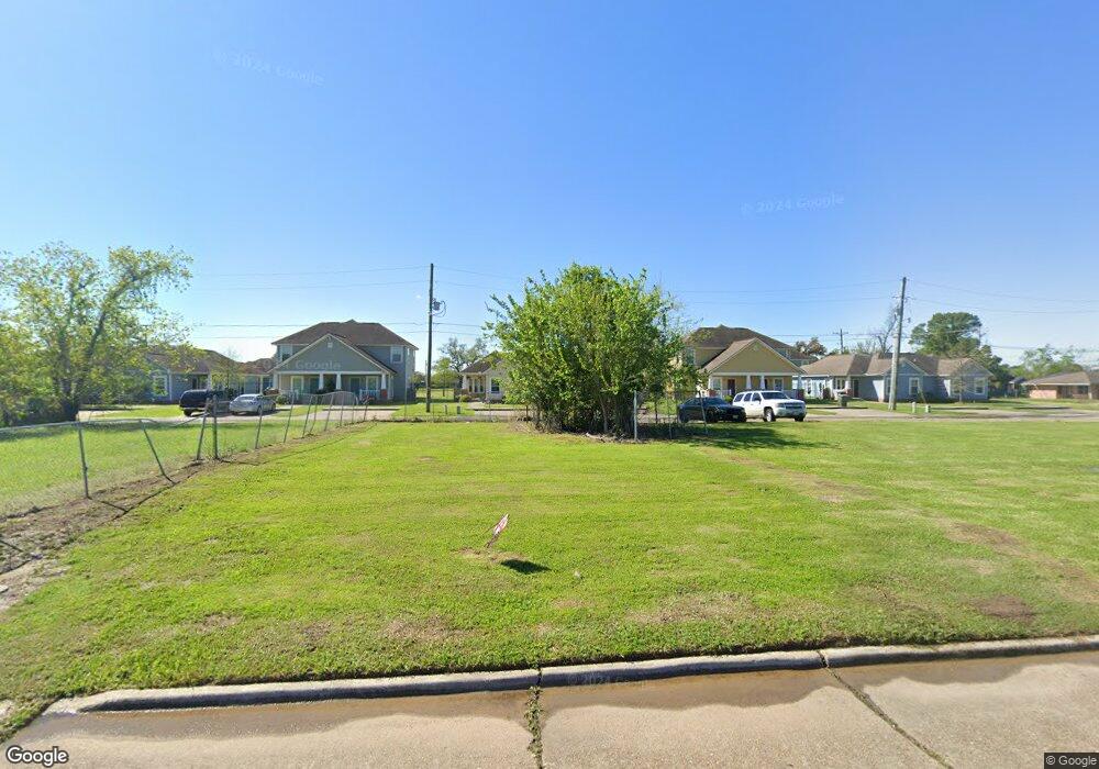 1908 Evans St, Lake Charles, LA 70601 - photo 1