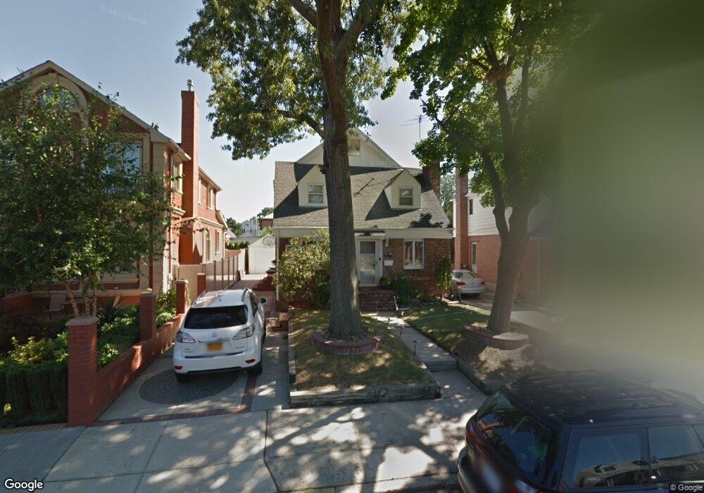 75-39 187th St, Flushing, NY 11366 - photo 1