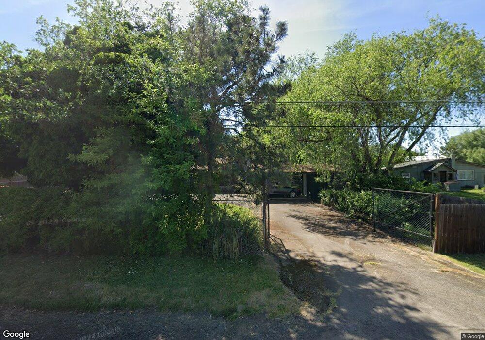 6831 Pinehurst St, Central Point, OR 97502 - photo 1