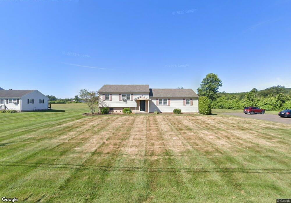 169 N Hatfield Rd, North Hatfield, MA 01066 - photo 1