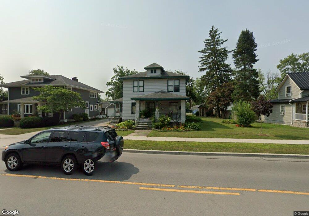 653 W Market St, Nappanee, IN 46550 - photo 1