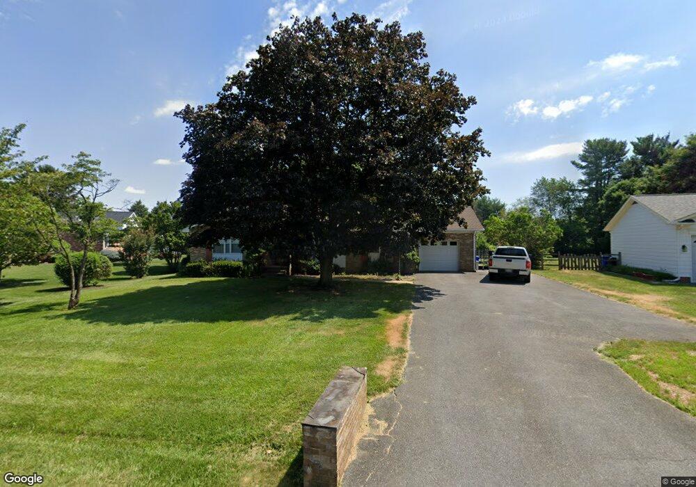 8015 Clearfield Rd, Frederick, MD 21702 - photo 1