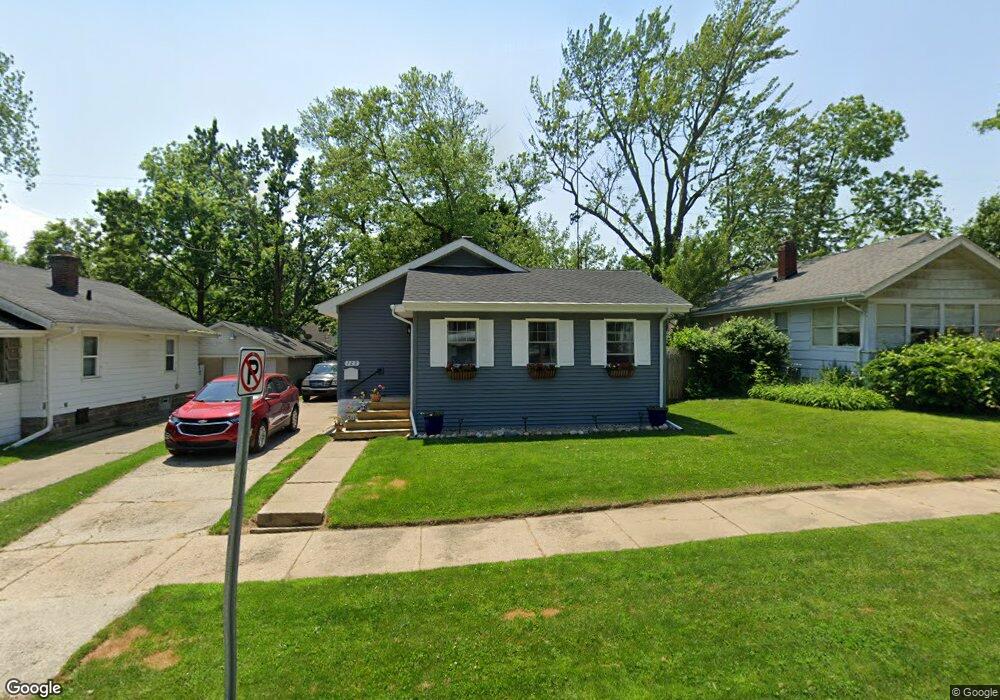 729 Dickinson St, Flint, MI 48504 - photo 1