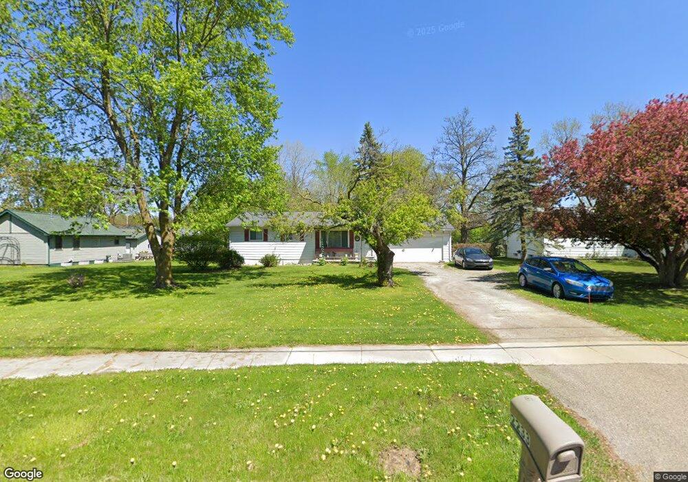 2233 S Dye Rd, Flint, MI 48532 - photo 1