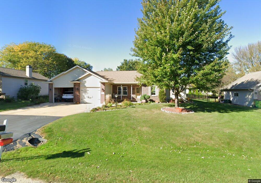 N9573 Crystal Dr, Appleton, WI 54915 - photo 1