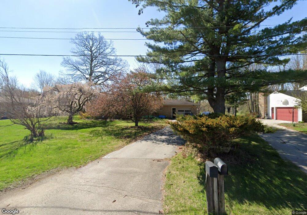 1878 E Chippewa River Rd, Midland, MI 48640 - photo 1