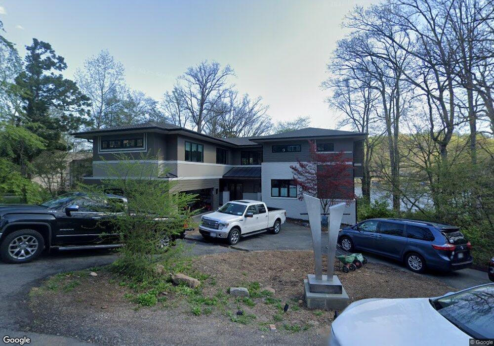 6359 Waterway Dr, Falls Church, VA 22044 - photo 1