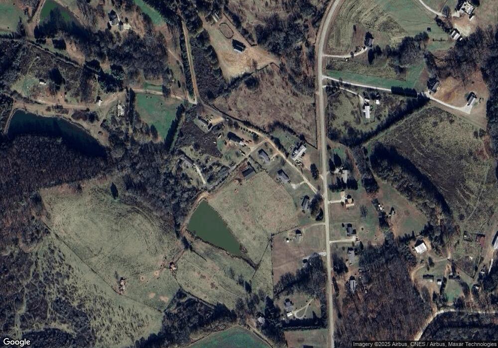 75 Vandiver Rd, Martin, GA 30557 - photo 1