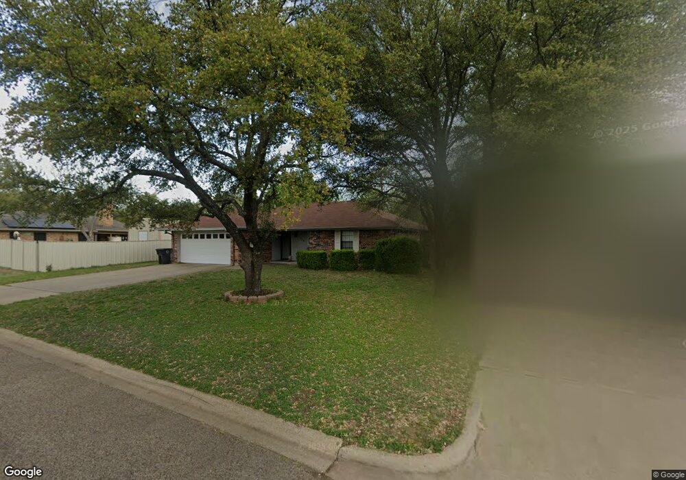 1214 Davis St, Cleburne, TX 76033 - photo 1