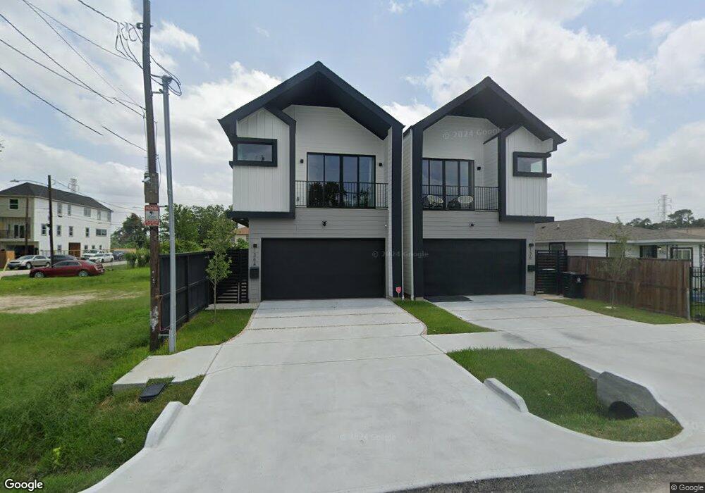 136 E 38th St, Houston, TX 77018 - photo 1