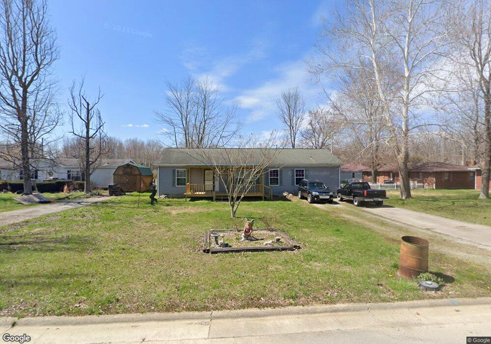 101 Bowles Cir, Austin, IN 47102 - photo 1