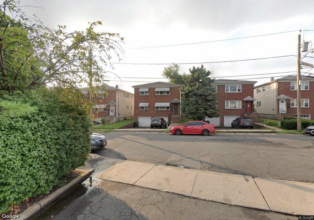 427 Gable Ln, Linden, NJ 07036 - photo 1