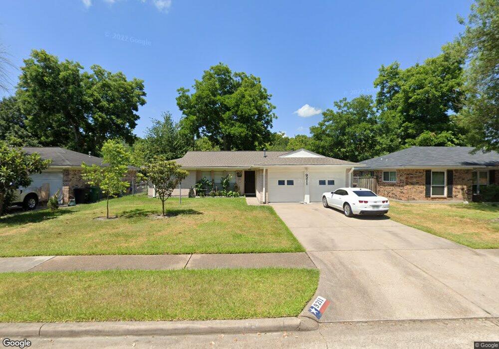 9211 Glen Shadow Dr, Houston, TX 77088 - photo 1