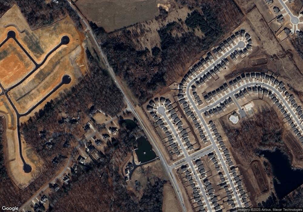 128 Carnaby St, Winder, GA 30680 - photo 1