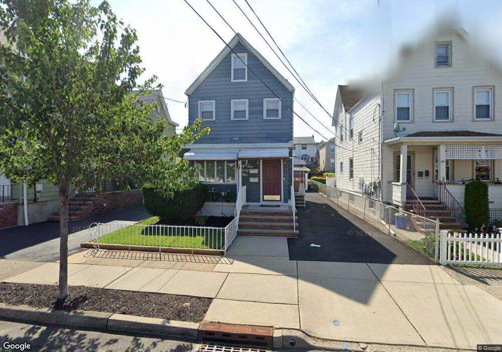 425 Union St, Carlstadt, NJ 07072 - photo 1