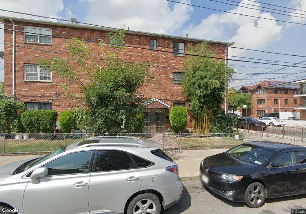 4504 159th St, Flushing, NY 11358 - photo 1