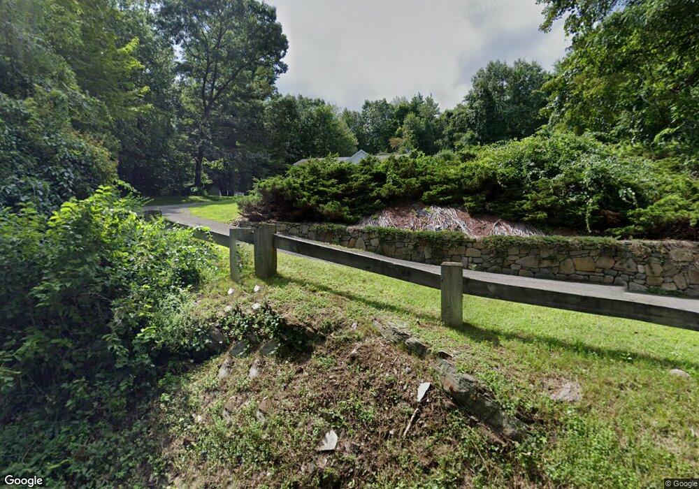 219 Woodcreek Rd, Bethlehem, CT 06751 - photo 1